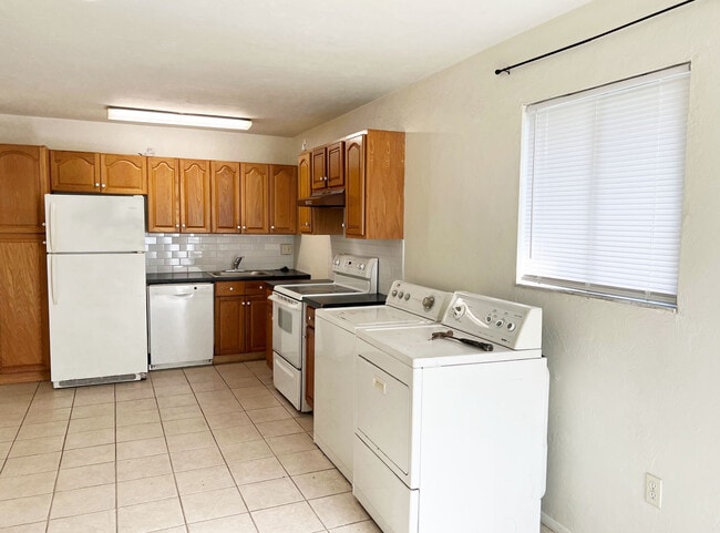 Photo - 2041 NW 34th Ave House