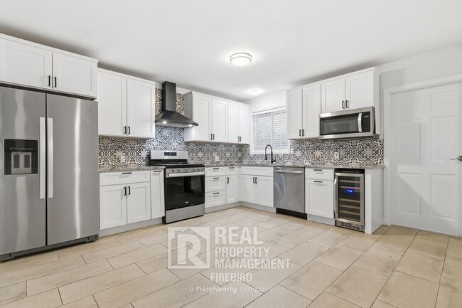 Foto del edificio - 1901 N 48th Pl