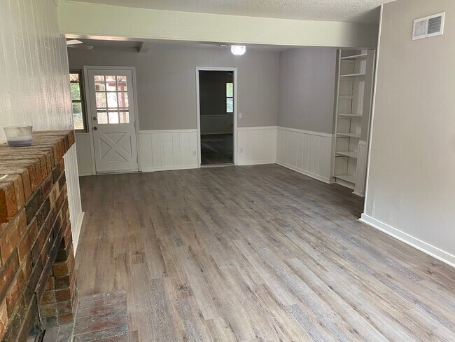 Building Photo - 2457 S 127th E Ave