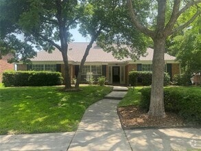 Building Photo - 3105 Wren Ln