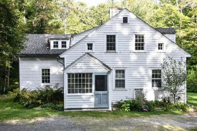 Building Photo - 47 Scoville Rd