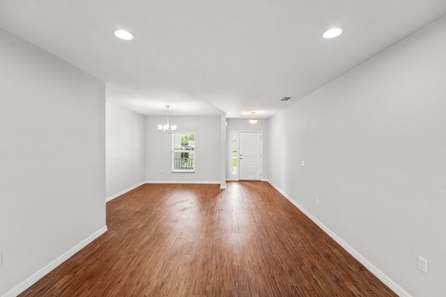 Photo - 1621 Town Park Ct House