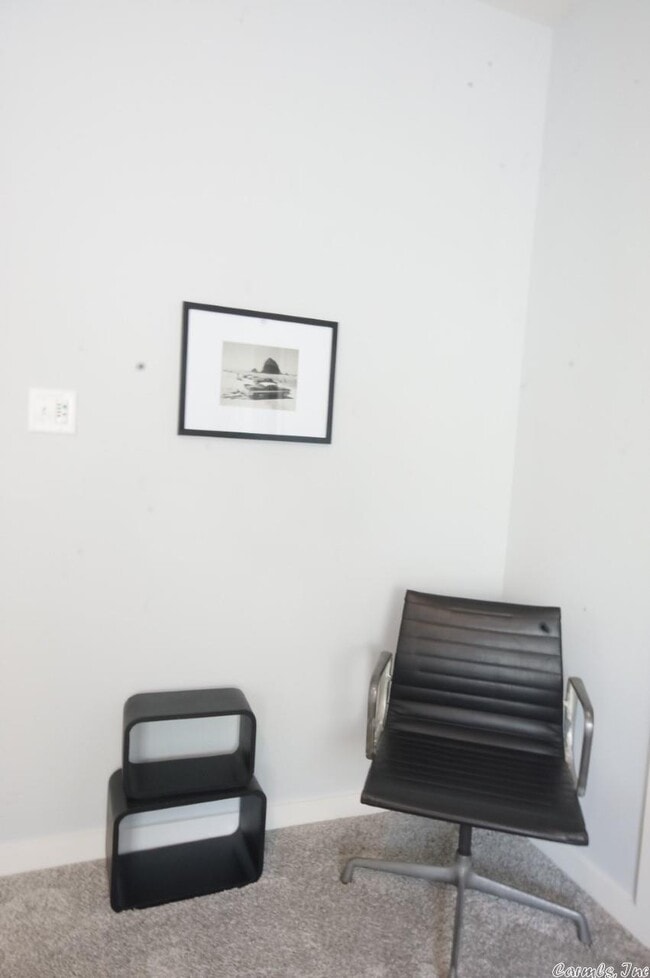 Foto del edificio - 1803 E 3rd St