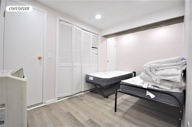 Foto del edificio - 673 Lenox Rd