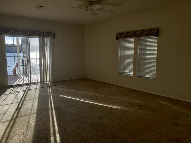 Building Photo - 224 Sportsman Dr