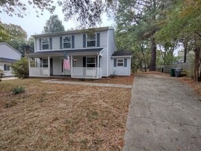 Building Photo - 11523 5 Cedars Rd