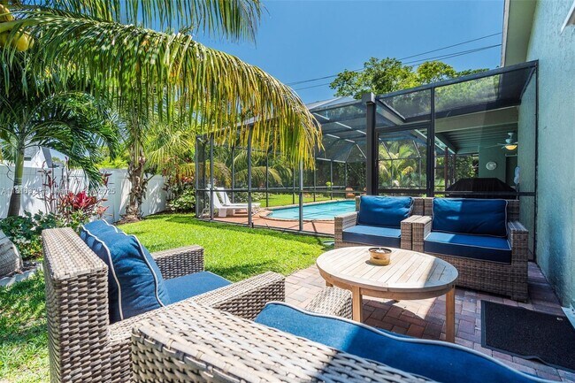 Foto del edificio - 22750 SW 10th St