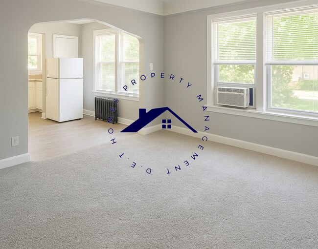 Foto del edificio - 15805 Baylis St