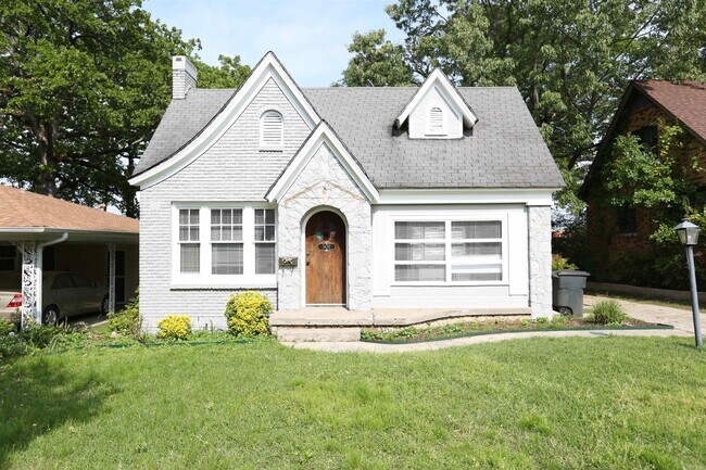 Foto del edificio - 3430 N Cypress St