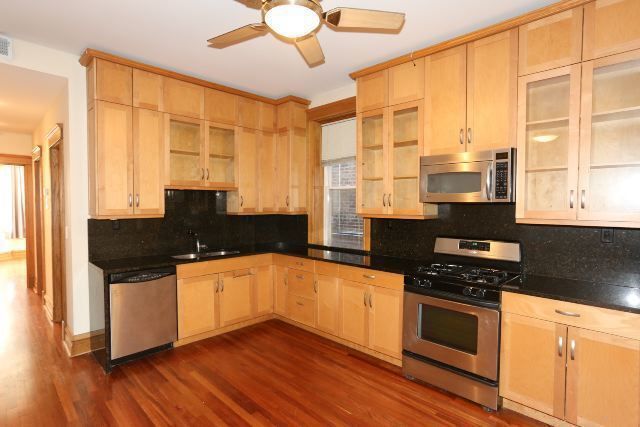 Foto del edificio - 835 N Rockwell St