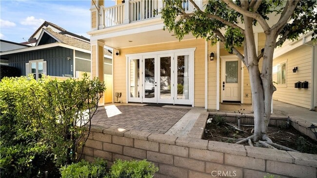 Building Photo - 431 Iris Ave