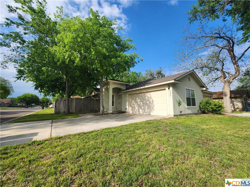 240 Bobolink Dr, New Braunfels, TX 78130 Townhome Rentals in New