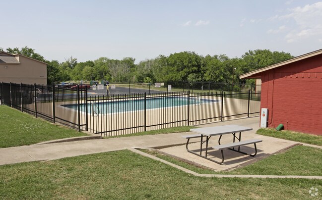 Piscina - Saddle Ridge
