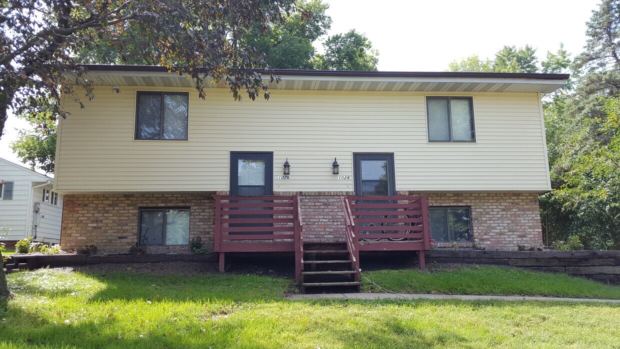 1026 Top O Hollow Rd, Ames, IA 50010 Townhome Rentals in Ames IA