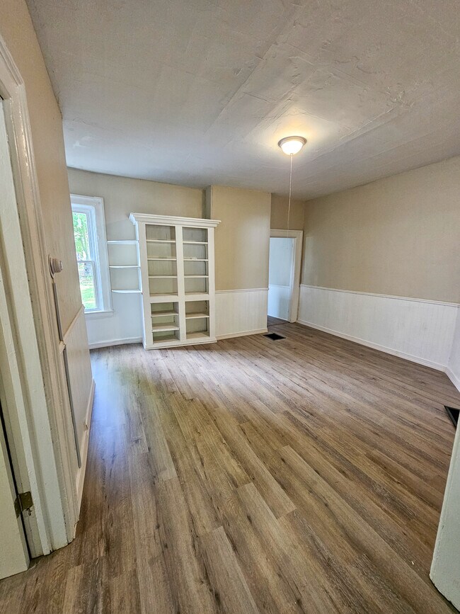 511 W Clinton St, Elmira, NY 14901 Townhome Rentals in Elmira NY