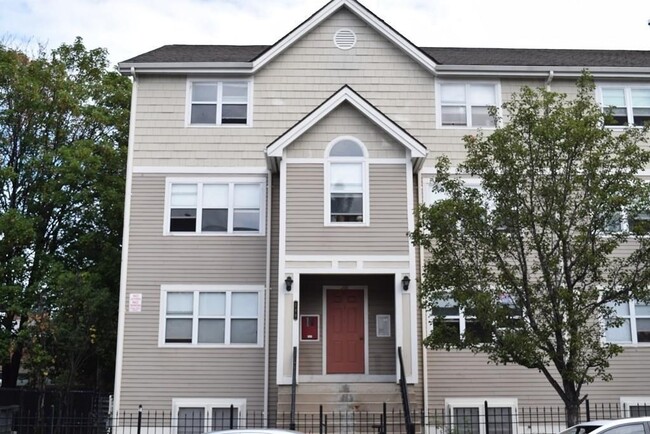 Building Photo - 268 Dudley St