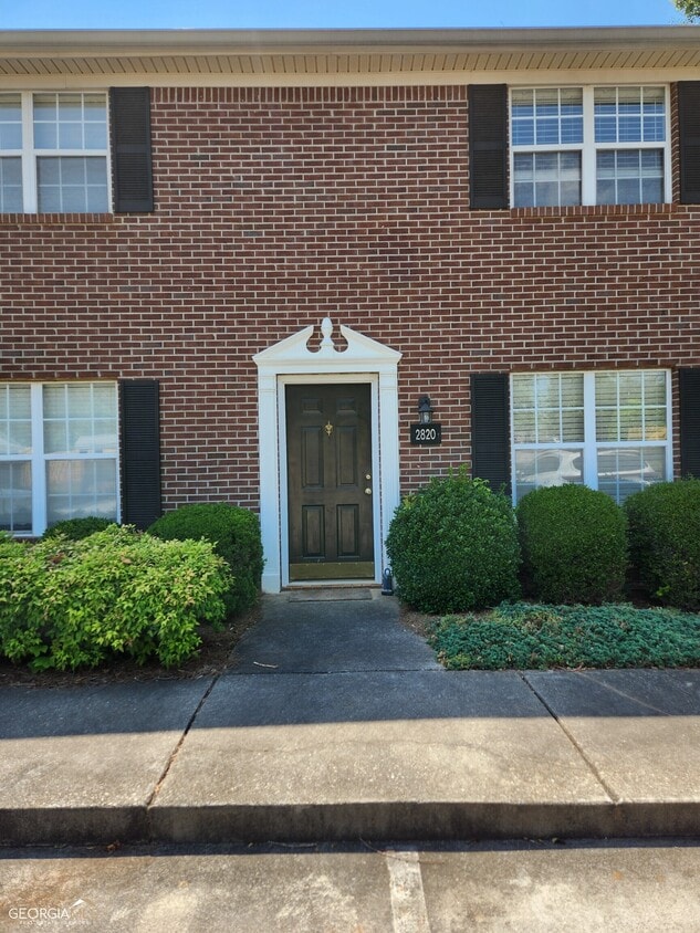 2820 Florence Dr, Gainesville, GA 30504 Townhome Rentals in