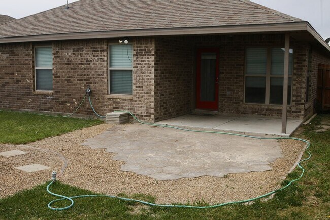 Building Photo - 9408 Sedona Ave