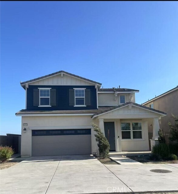 Foto principal - 3272 E Yellowstone Dr