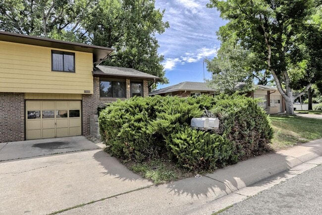 Building Photo - 3 Bedroom Duplex in West Fort Collins