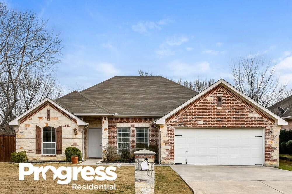 Primary Photo - 6001 Red Fern Dr