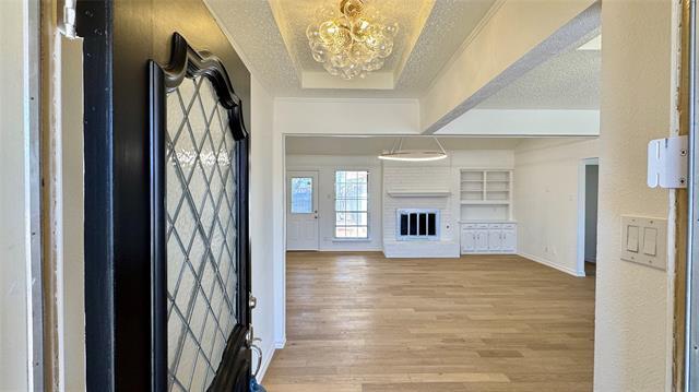 Foto del edificio - 3915 Spring Hollow Dr