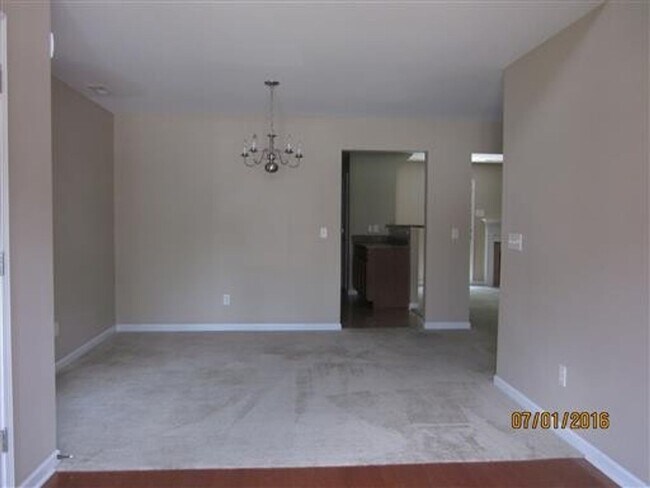 Foto del edificio - Gorgeous home in the Windhaven Shores Subd...