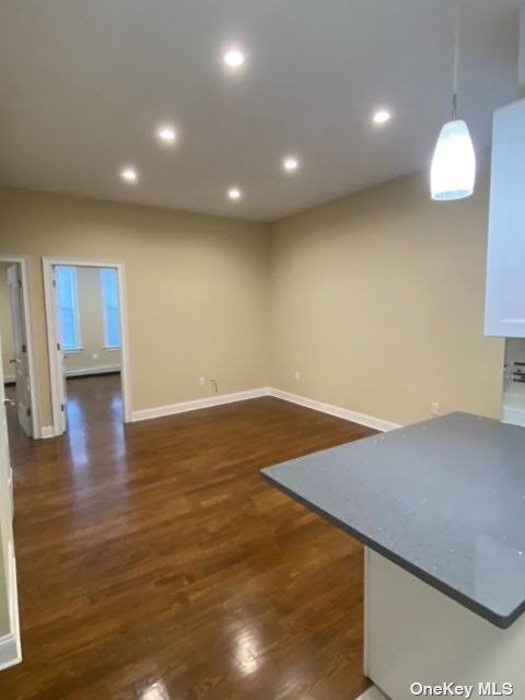 Foto del edificio - 35-04 Ditmars Blvd