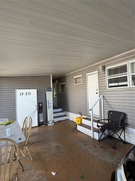 Building Photo - 1720 SW 83rd Ave