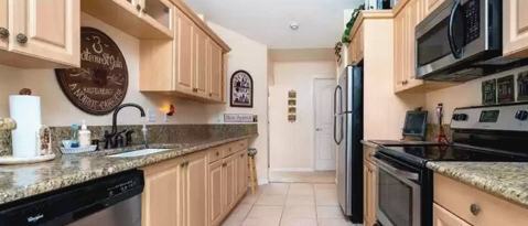 Foto del edificio - 2006 Macaris Ave