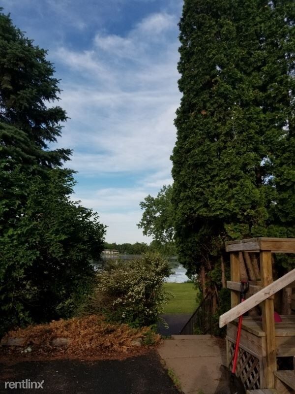 Foto del edificio - 2 br, 1 bath Apartment - 320 Sawmill Ln