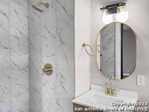 Building Photo - 343 Langton Dr