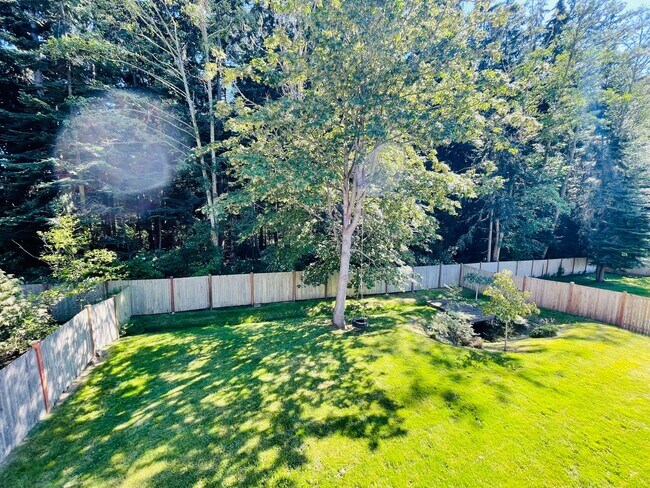 Foto del edificio - Beautiful 5 Bedroom Home in Coupeville! Pet Friendly!