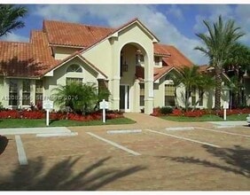 Building Photo - 1255 SW 46th Ave