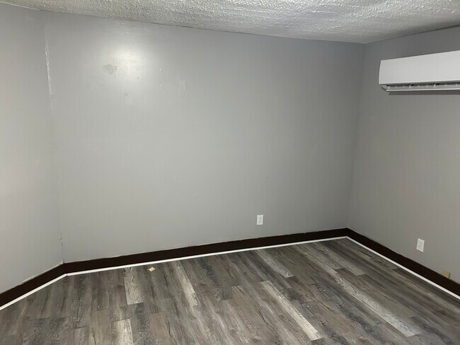 Foto del edificio - 3605 Grote St SW