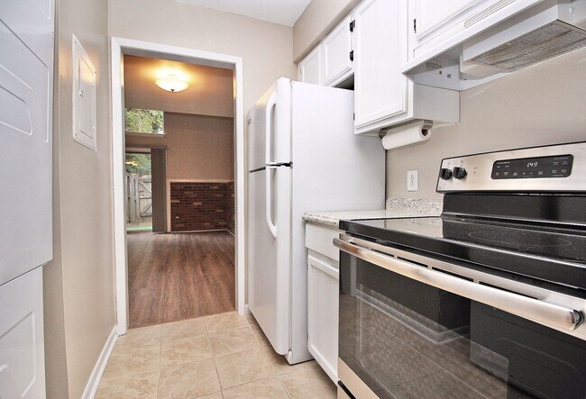 Foto del edificio - 3127 Heathstead Place