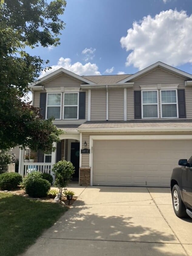 3 Bedroom 2.5 Baths - 3 Bedroom 2.5 Baths