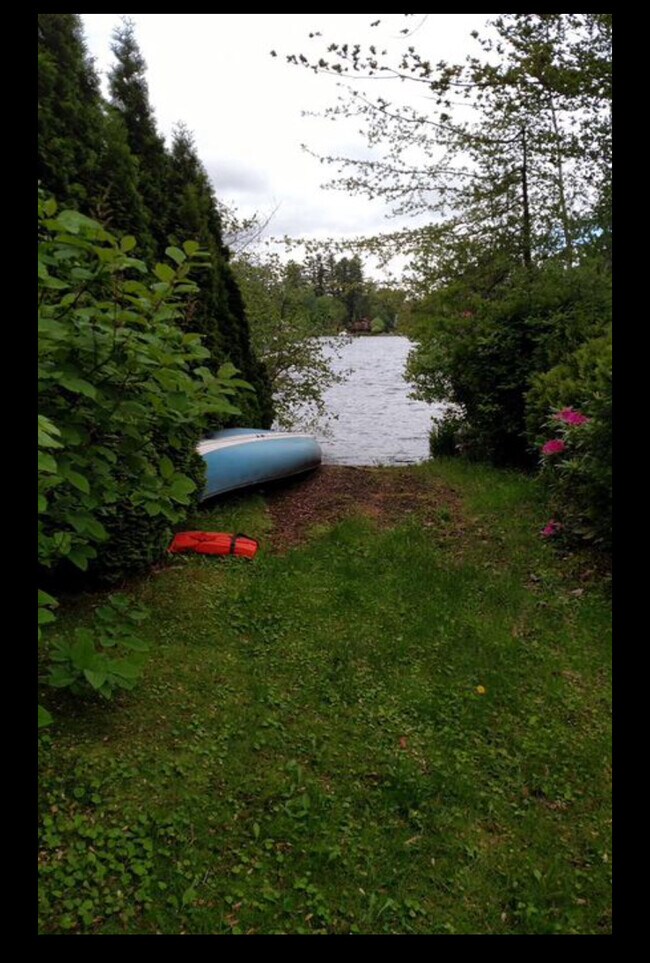 70 Sunset Dr Unit 2, Belmont, NH 03220 Apartments in Belmont, NH