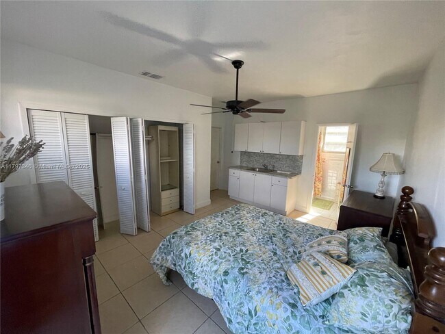Foto del edificio - 9525 SW 16th St