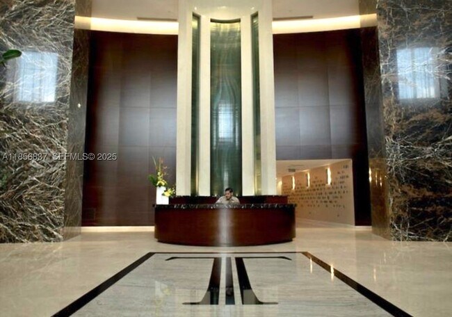 Building Photo - 15811 Collins Ave