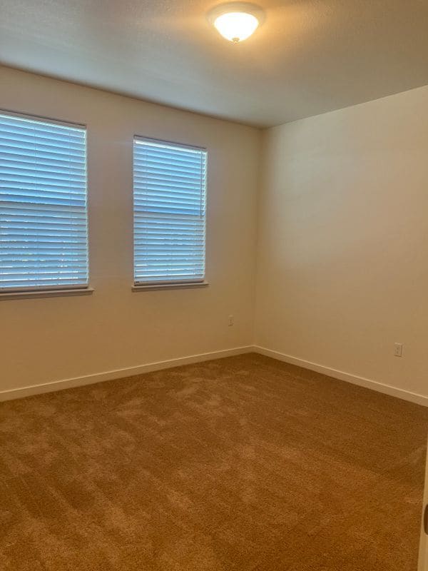 Building Photo - 741 Skyler Ct