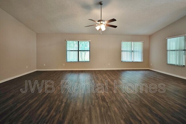 Foto del edificio - 3208 Turtle Creek Rd