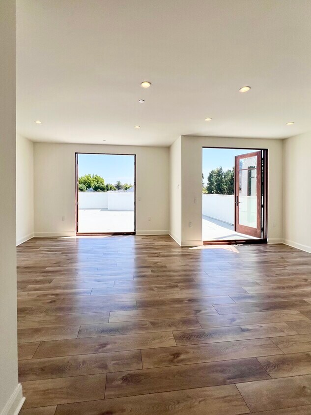 Foto principal - 859 S Lucerne Blvd