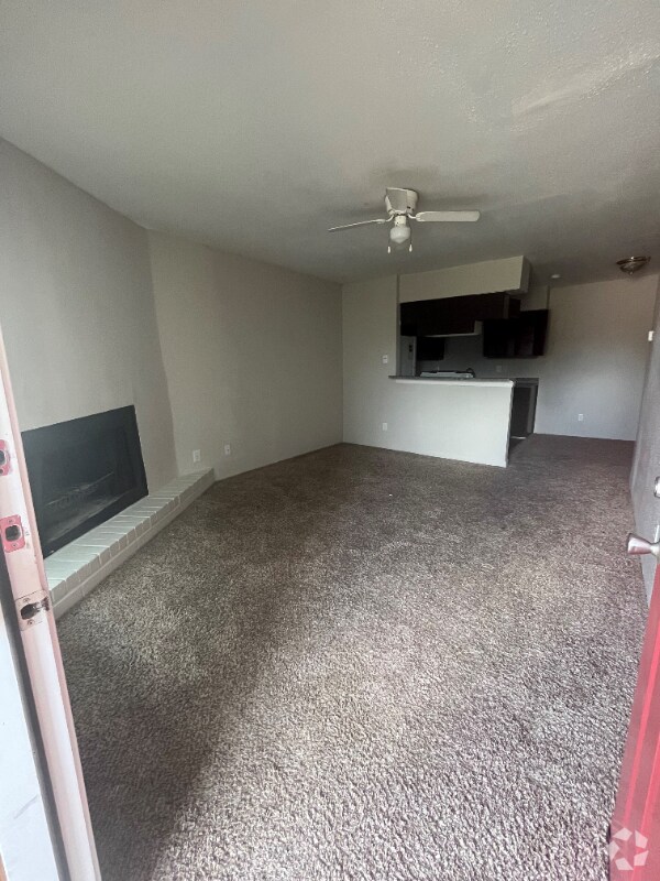 New Apartments for Rent in Old Ocean TX with Hardwood Floors 8