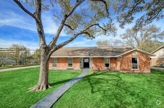 Building Photo - 6260 Briar Rose Dr