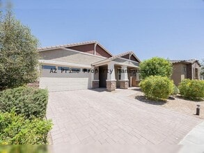 Building Photo - 4607 S 111th Dr