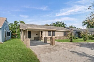 Building Photo - 5107 Gren St