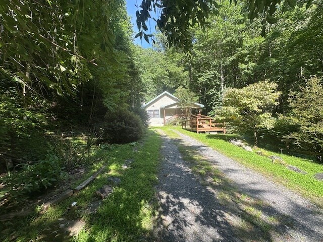 Foto del edificio - 1890 Buff Creek Rd