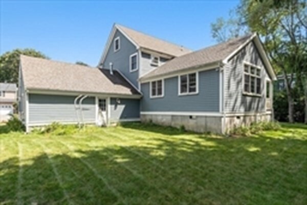 Building Photo - 35 Sherburne Rd