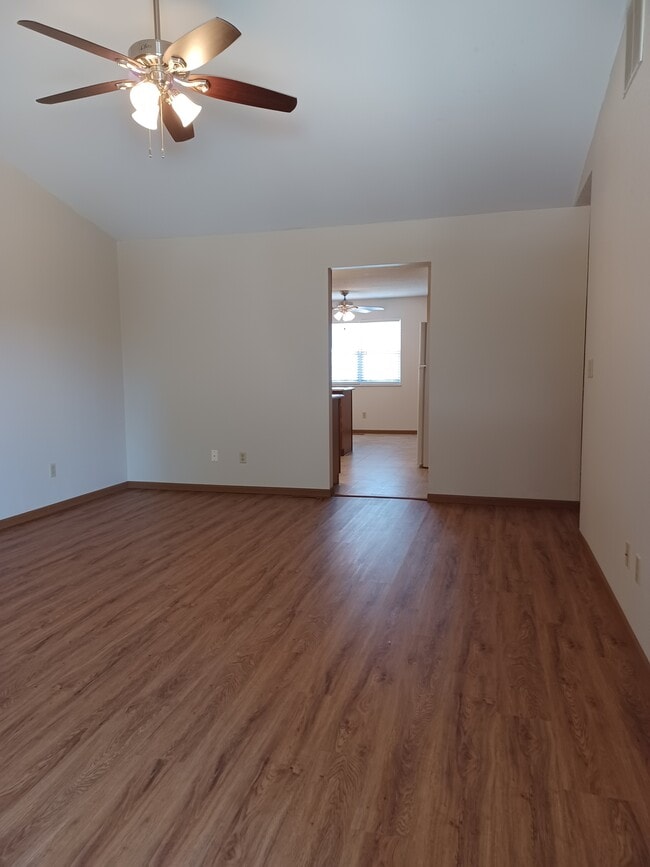 Building Photo - 24 Christine Dr